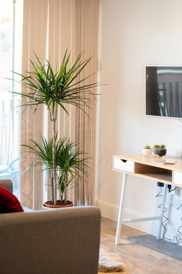 Lux 2 Bedrooms - 2 Bathrooms - F7 런던 외부 사진